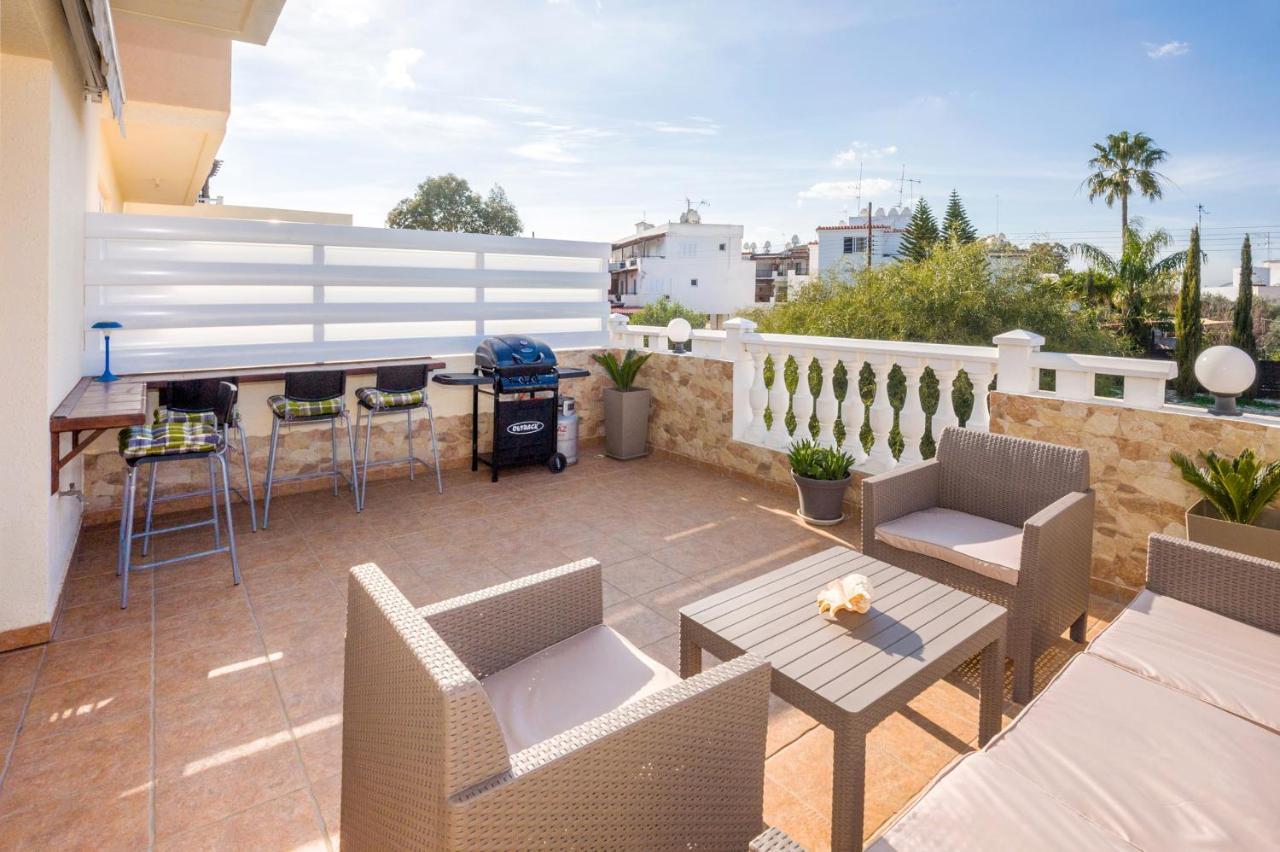 Sofia Apartment 700M Away From The Beach 파라림니 외부 사진