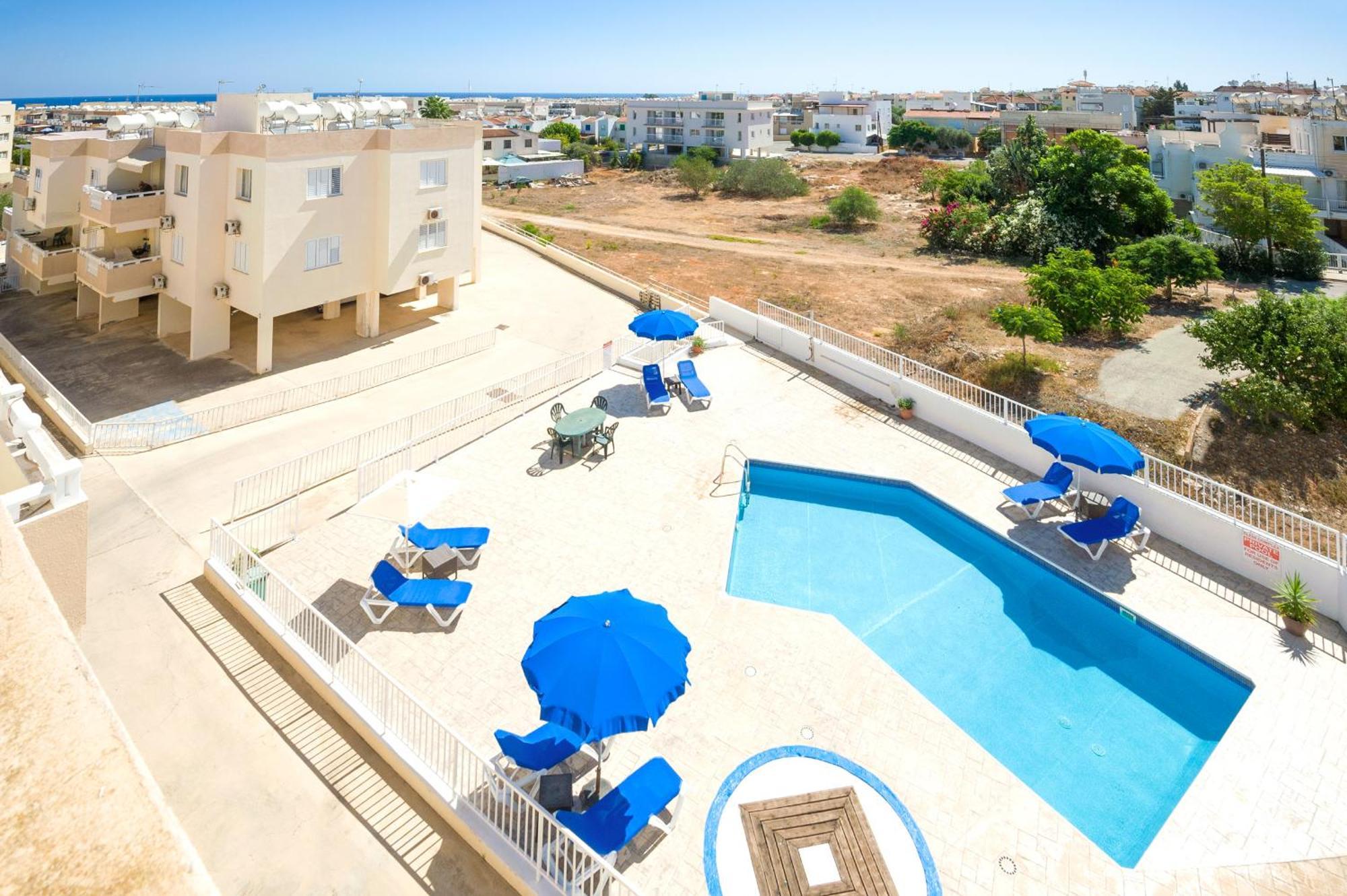 Sofia Apartment 700M Away From The Beach 파라림니 외부 사진